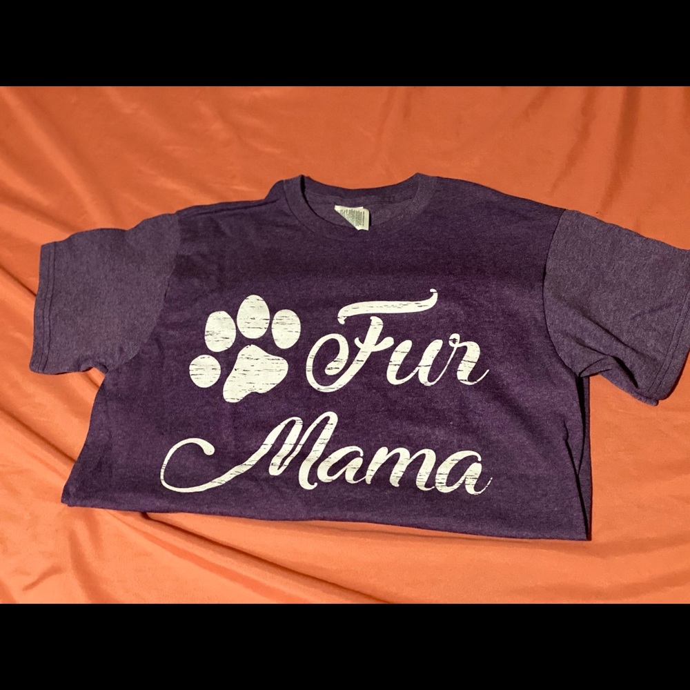 Fur mama t shirt